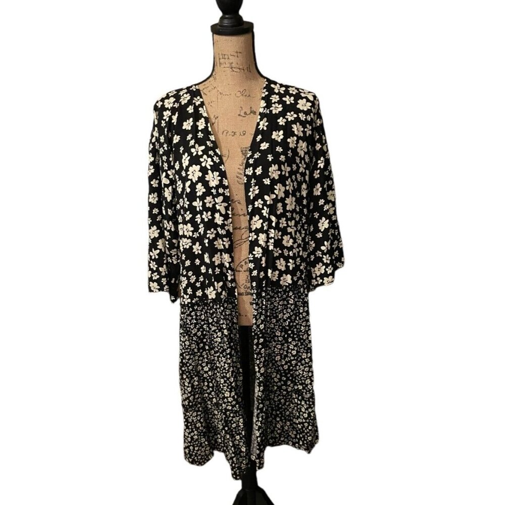 Maurices Floral‎ Kimono